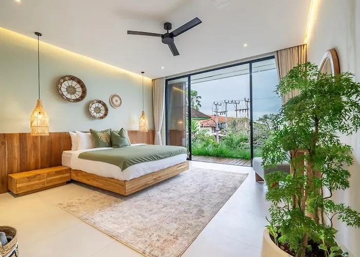 The Plaza 4br With Pool In Bali S Eat Street * Seminyak